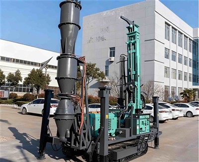 Instalație de foraj RC